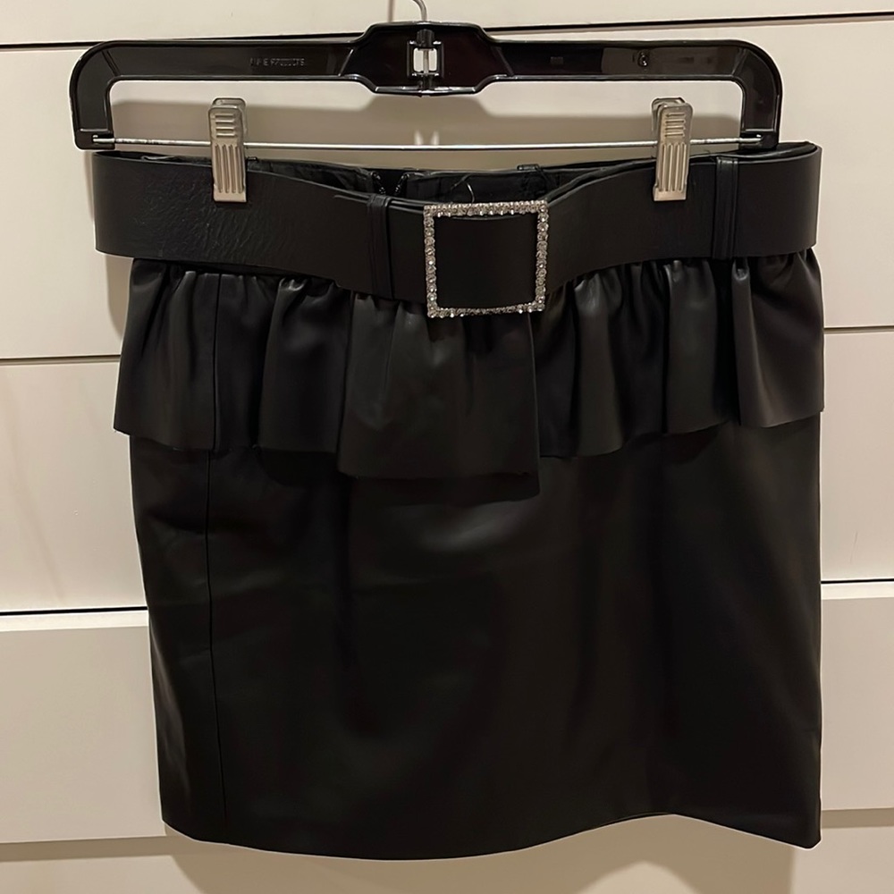 Zara black mini skirt with belt